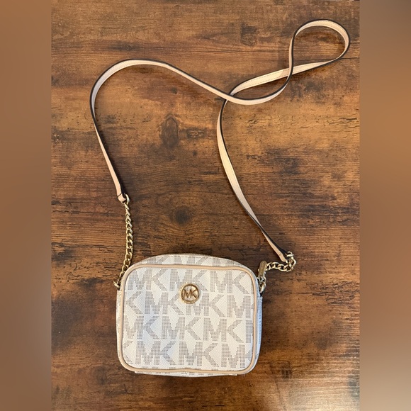 Michael Kors Handbags - Michael Kors Cream Logo Crossbody with Gold Hardware